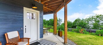 Stonegrove Residence