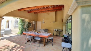 Restauration extérieure