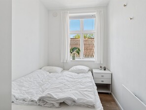 2 bedrooms, internet