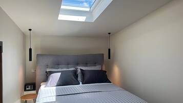 In-room safe, iron/ironing board, travel cot, free WiFi