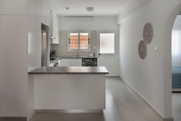 Luxury Apartment, Pool View | Private kitchen - Phaedrus Living Olga Residence (Paphos)