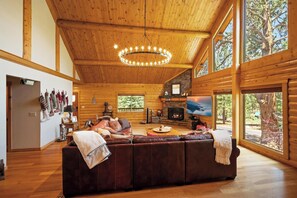 TV, fireplace, foosball, table tennis