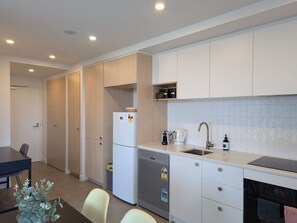 Unclassified image, 2 of 47, button