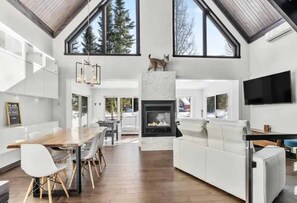 Interior - Bora Nature - SPA, Relaxation, Poker, Arcade, Evasion (Shannon)