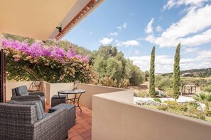 House | Balcony