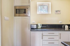 House | Private kitchen | Highchair