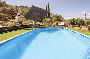 House | Pool