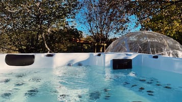 Bồn tắm spa riêng