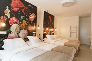 Luxury-Vierbettzimmer, Blick auf den Innenhof