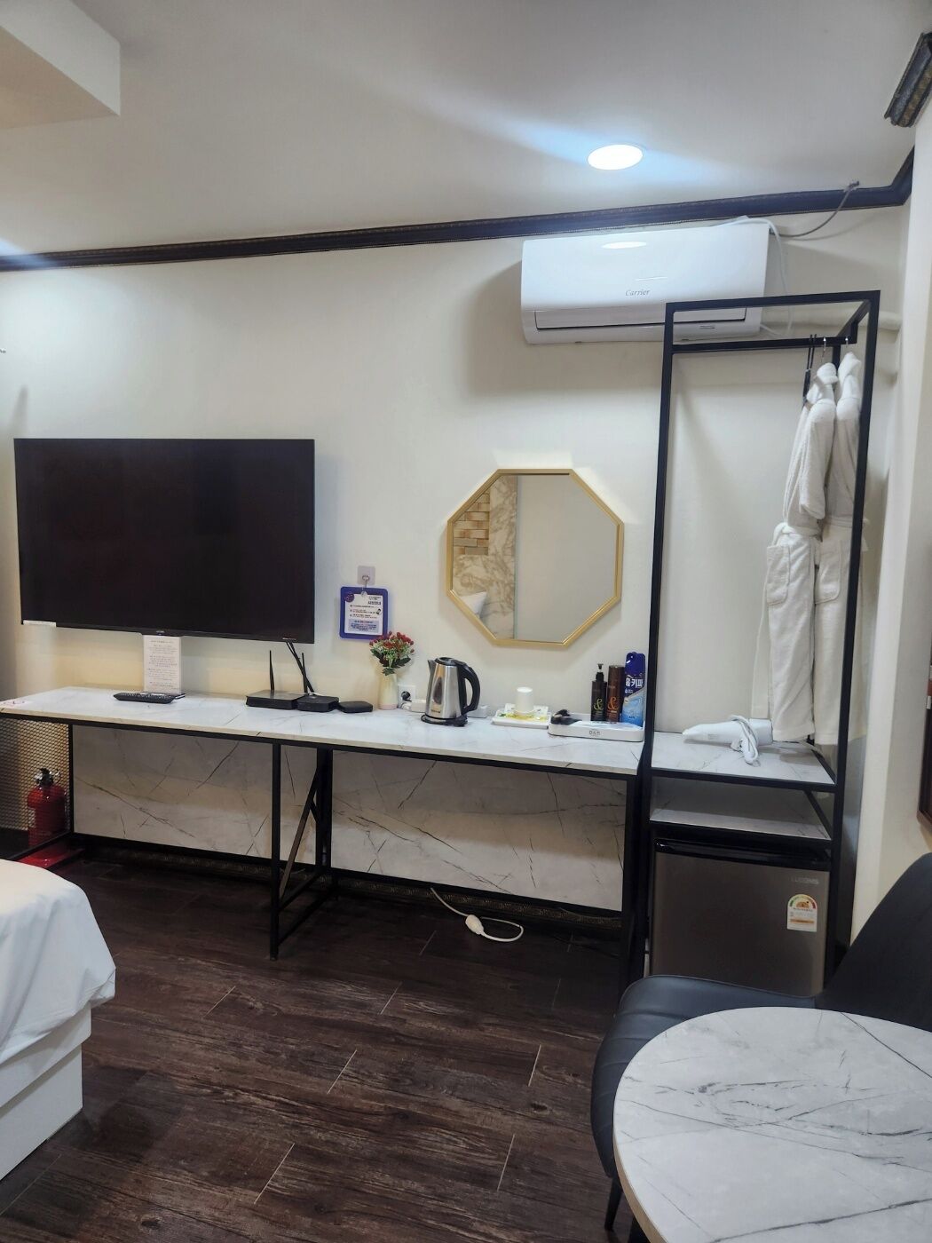 豪華雙人房 | 書桌、手提電腦工作空間、免費 Wi-Fi