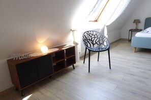 Fer et planche à repasser, Wi-Fi, draps fournis