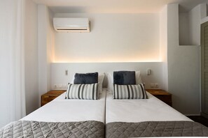 1 habitación, wifi y ropa de cama