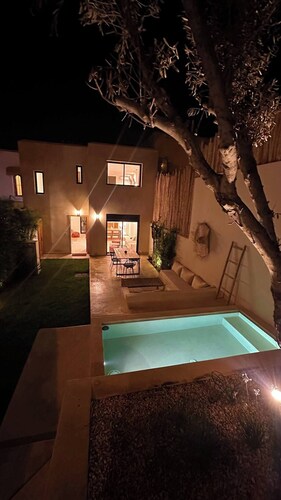 Villa d’architecte avec piscine