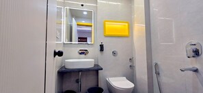 Habitación Signature doble | Baño | Ducha y toallas