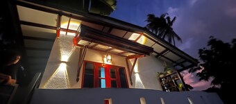 Find Your Peace by the Beach – Hikka Calm Place.