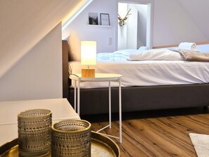 Apartment | 3 bedrooms, bed sheets