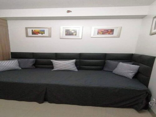 Room-the Donegal With Wi-fi Netflix &Pa
