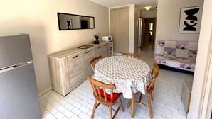 Interior - 4 Pers Apartment near Beach with Parking (Argelès-sur-Mer)