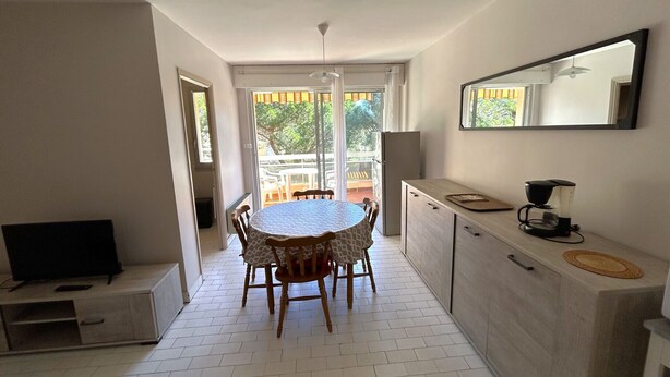 Interior - 4 Pers Apartment near Beach with Parking (Argelès-sur-Mer)