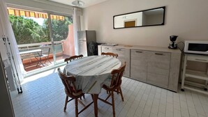 Dining - 4 Pers Apartment near Beach with Parking (Argelès-sur-Mer)