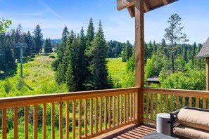 Property grounds - Sasquatch Ski Haus | Ski In/Out| Resort Amenities (Tamarack)