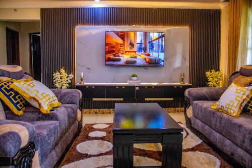 Serene and Modern 3-bedroom house with Wi-Fi, parking, and security in Narok