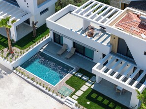 Front of property - Emerald Island Residential Complex (Skála Rachoníou)