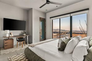 3 soveværelser, skrivebord, strygejern/strygebræt, gratis Wi-Fi