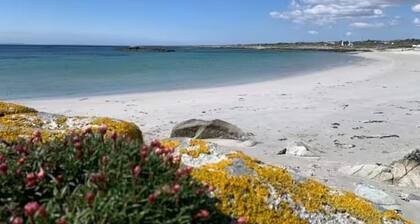 Seaside Retreat - 4 Guests - Near Aran Islands
