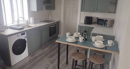 Seaside Retreat - 4 Guests - Near Aran Islands