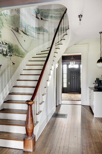 Historic Louisville Estate | Luxe & Spacious Stay