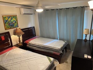 2 Schlafzimmer, Bettwäsche