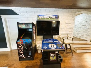 Spielezimmer