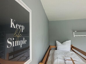 Apartment | 1 bedroom, bed sheets - Apartment in Winterberg Near Ski Lift (Winterberg)