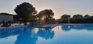 Piscine extérieure
