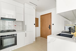 1 bedroom - Binghatti Gardenia - 202 Studio (Dubai)