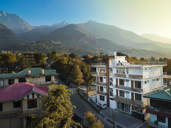 Exterior - Hotel Sparrow Dharamshala (Dharamshala)