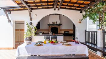 Restauration extérieure