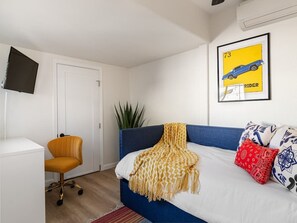 2 habitaciones, tabla de planchar con plancha, wifi y ropa de cama