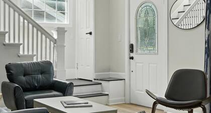 Golden Dunes Stay Valpo | 5 BR, 3 King Beds | Game Area + Fire Pit + Deck Lounge