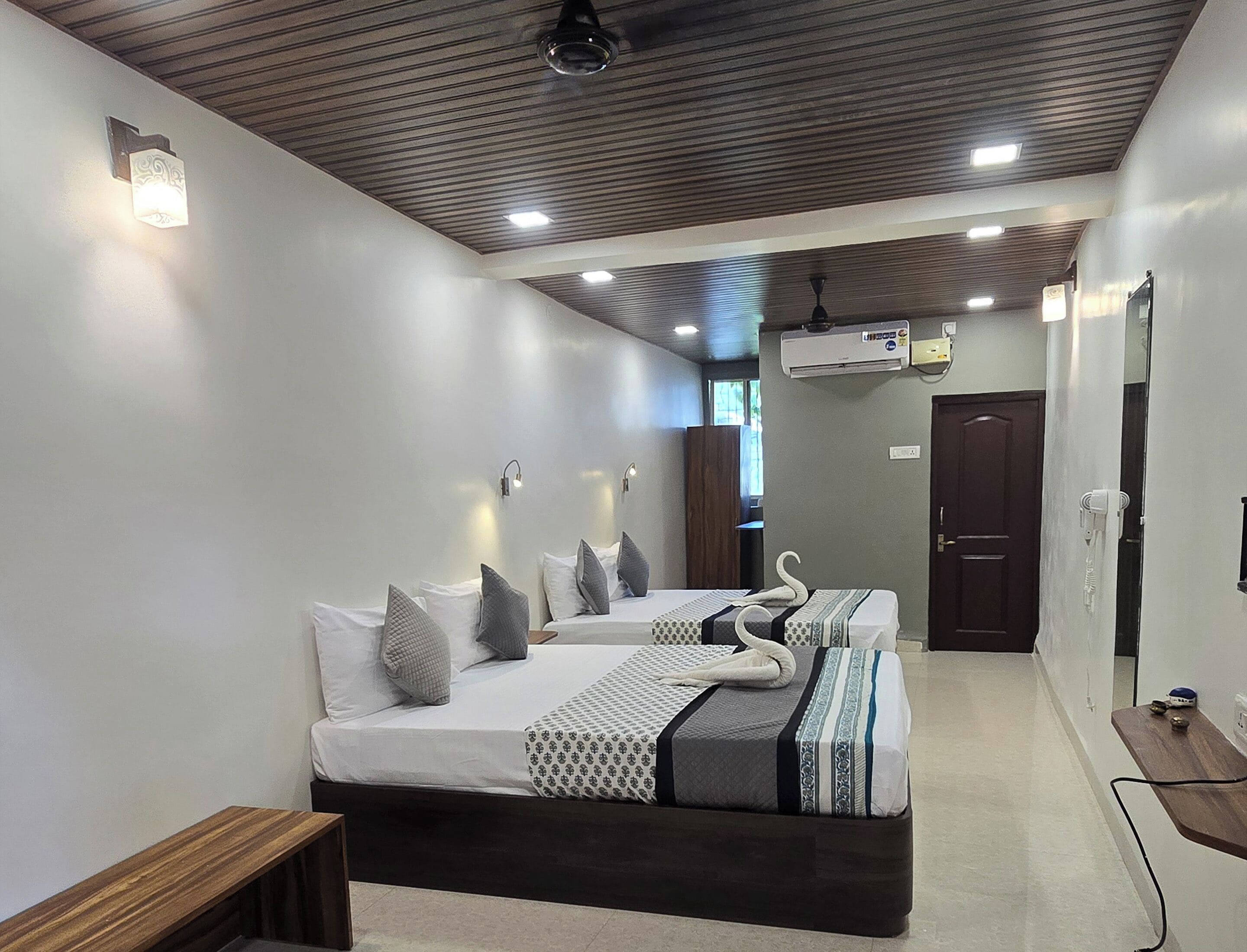 家庭村舍 | 羽绒被、迷你吧、笔记本电脑工作区、免费 WiFi