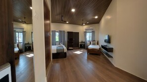 Deluxe Room - M Beach Resort (Colva)