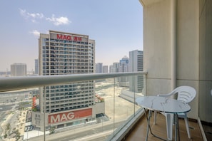 Property grounds - Cozy Apartment in Downtown 1B/6Beds Male 1B/6Beds Female (Dubai)