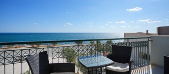 Apartment 'Dimora Luxury' with Sea View, Wi-Fi and Air Conditioning
