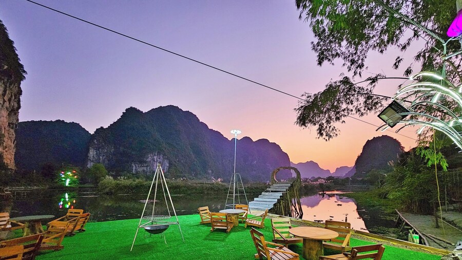 An Riverside Ecolodge