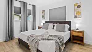 Desk, iron/ironing board, WiFi, bed sheets - Venice Oasis | Pool, 3 King Beds, 2.5 miles >Beach (Venice)