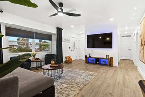 Televisie en een kantoor