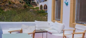 Sea View Patmos 2 Bd Flat with Balcony