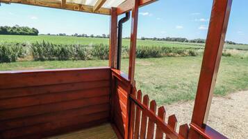 Cottage | Property grounds