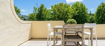 QV Stays Gorgeous Hideaway with Spanish Charm